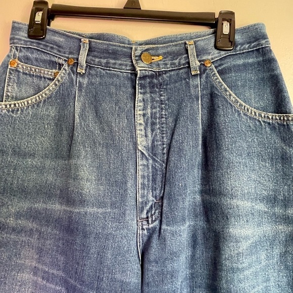 Vintage 70s High Waisted Lee Jeans - Picture 4 of 10